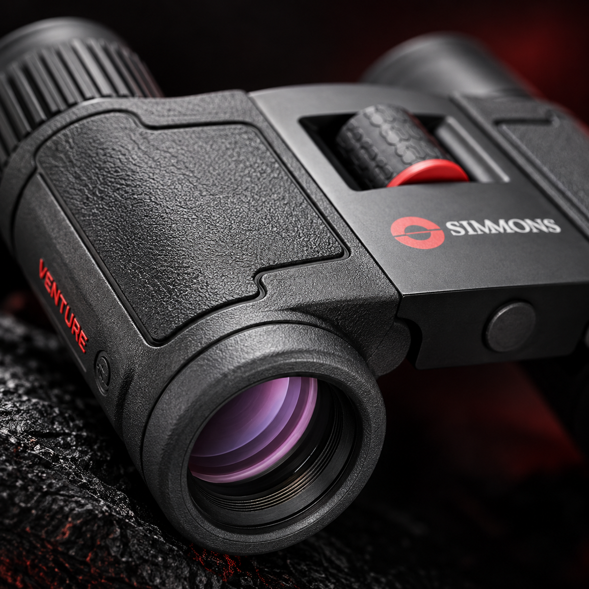 Acercamiento de Binocular Simmons Venture 8x21 [binocular-simmons-venture-8x21-negro-2-detalle.png]